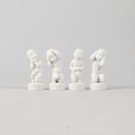1233 2311 FIGURINES